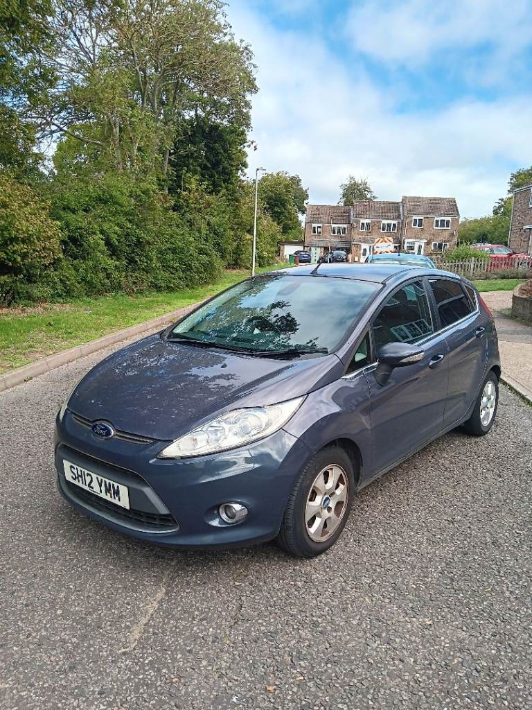 Ford, FIESTA, Hatchback, 2012, Manual, 1560 (cc), 5 doors