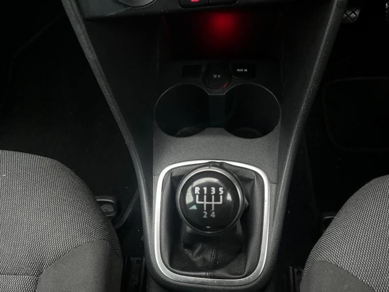 Volkswagen, POLO, Hatchback, 2013, Manual, 1390 (cc), 5 doors