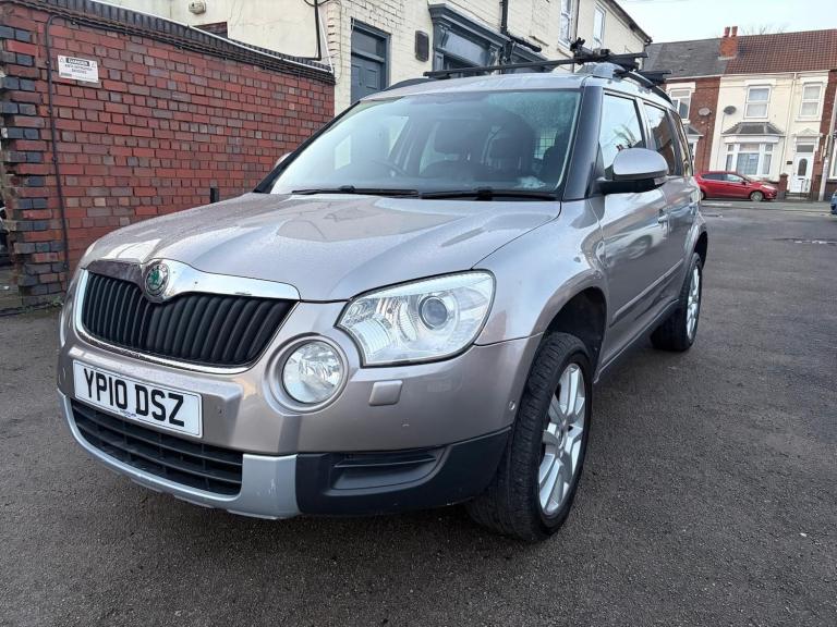 2010 Skoda Yeti 2.0 TDI CR Elegance 4x4 5dr HATCHBACK DIESEL Manual