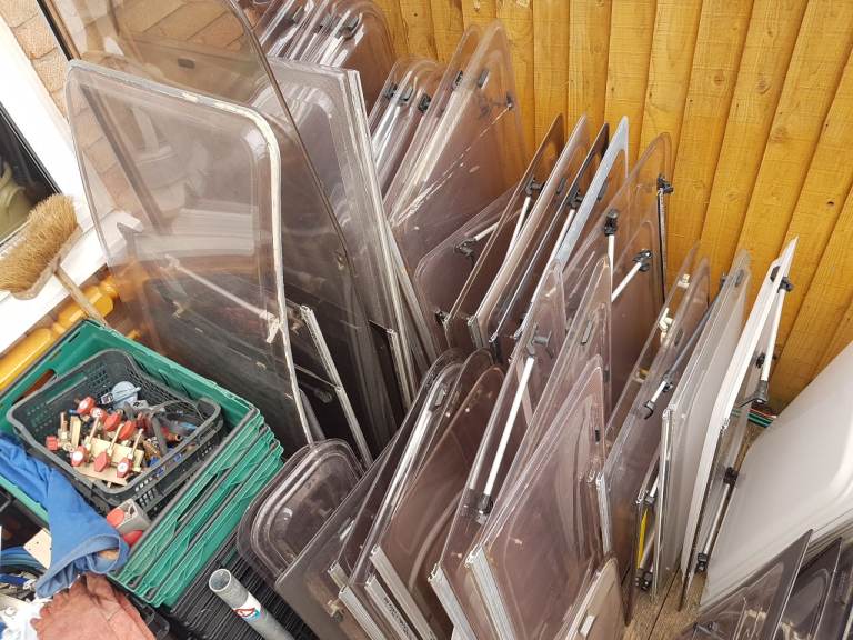 Large selection of caravan windows. Various sizes with various prices.