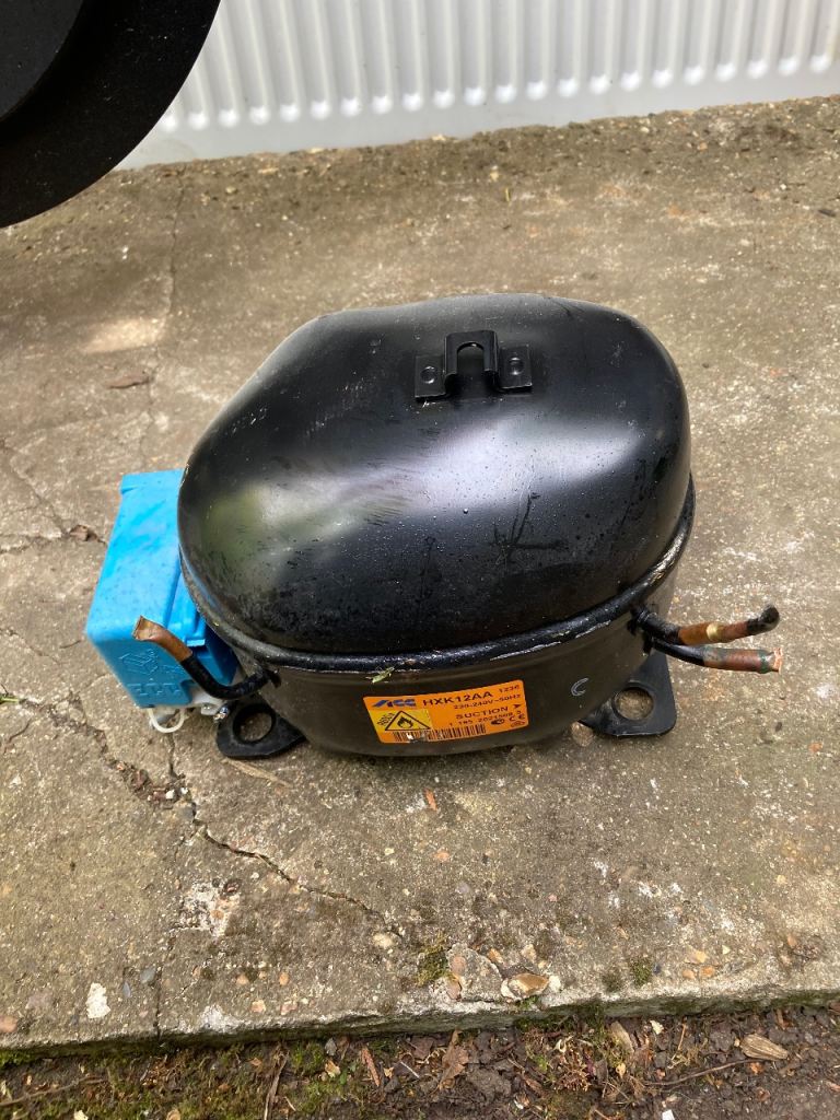 Fridge compressor 