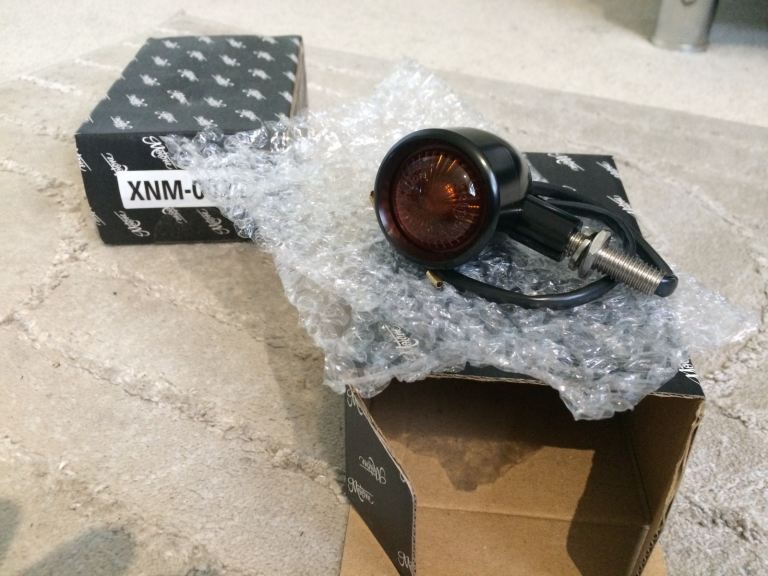 Motone billet indicators