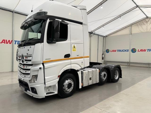 Mercedes-Benz Actros 2551 6x2 Midlift Tractor Unit