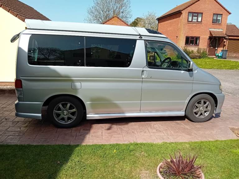 Mazda, Bongo. 2002, 2490 (cc)