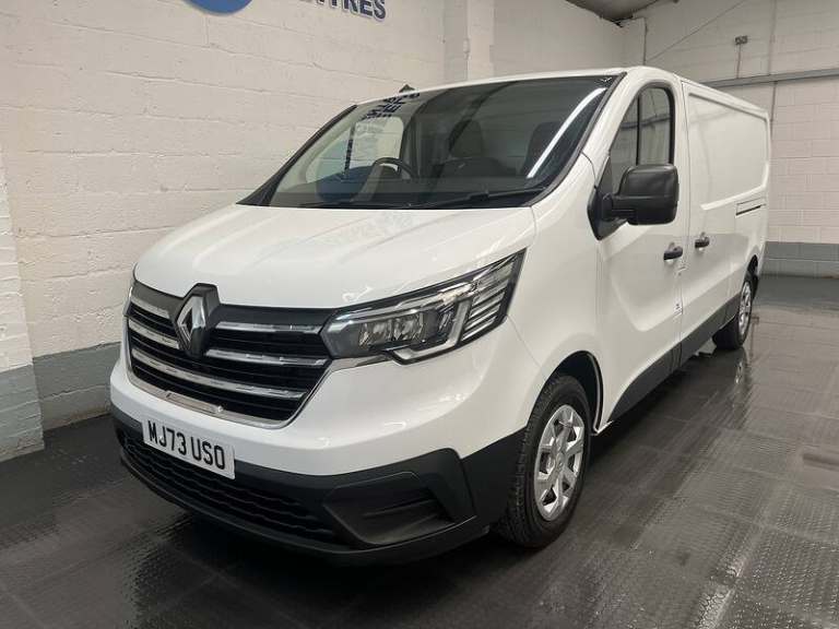 2023 Renault Trafic 2.0 dCi Blue LL30 Advance Panel Van 5dr Diesel Manual L2 H1 Euro 6 (s/s) (1 P...