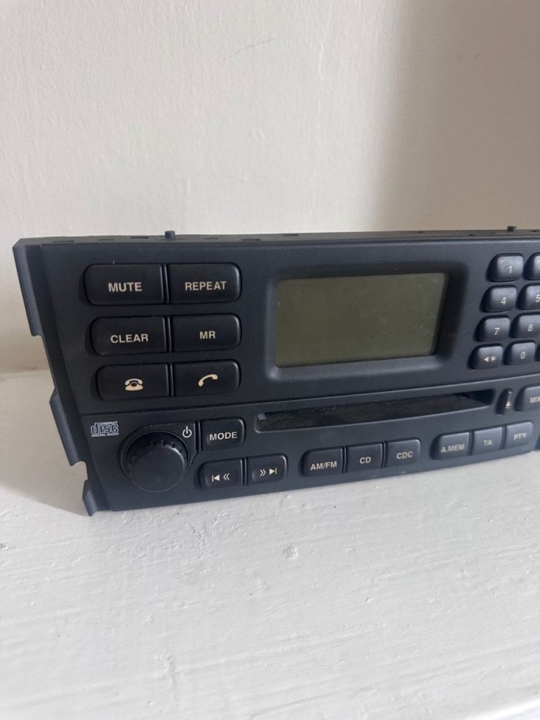 Good condition local delivery  jaguar radio S type 