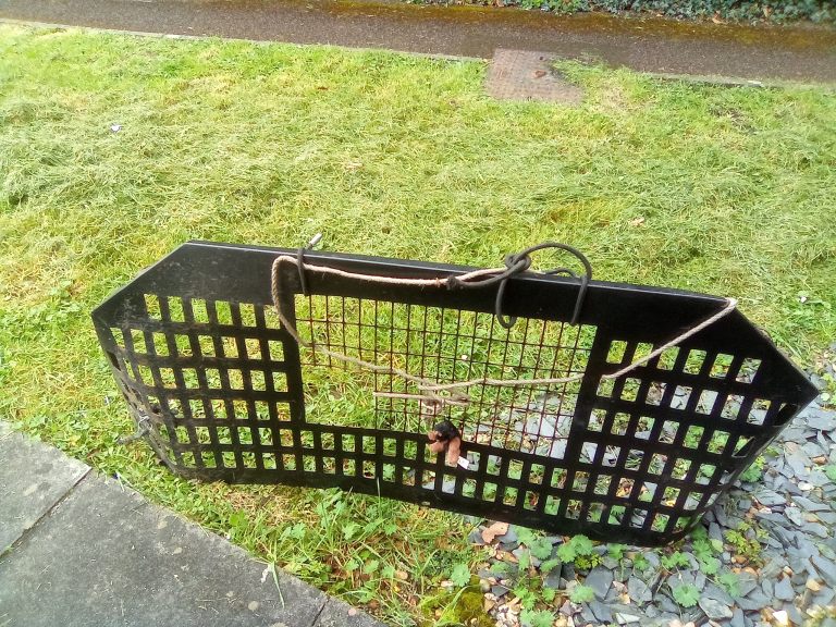 Escort/small van security shield metal 