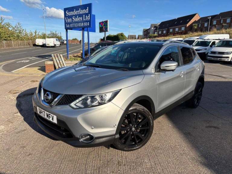 2017 Nissan Qashqai 1.5 dCi Tekna 5dr HATCHBACK DIESEL Manual