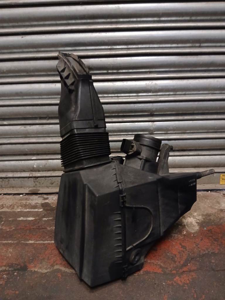 Audi A6 C6 Air Filter Box Housing + MAF Sensor 4F0129740C 4F0133835H 2.0 TDI OEM