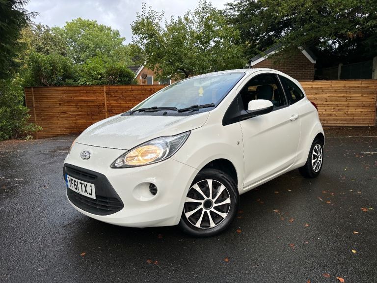 Ford, KA, Hatchback, 2012, Manual, 1242 (cc), 3 doors