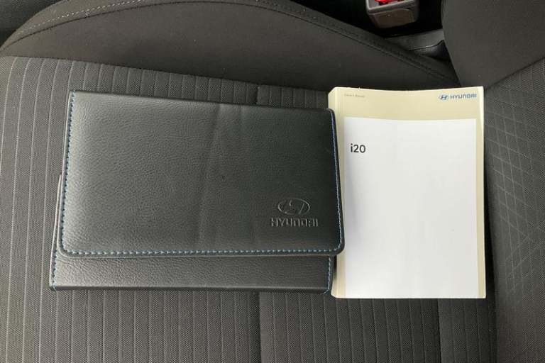 2022 Hyundai i20 1.0T GDi 48V MHD SE Connect 5dr**REAR CAMERA - APPLE CARPLAY - LANE ASSIST  Hatc...