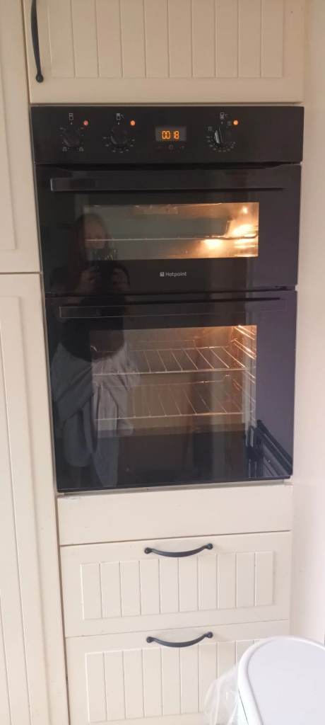 Hotpoint double oven and kitchen doors and some units.
