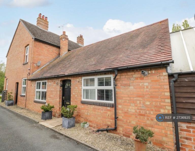 1 bedroom in Crown East Lane, Worcester, WR2 (#2736935)