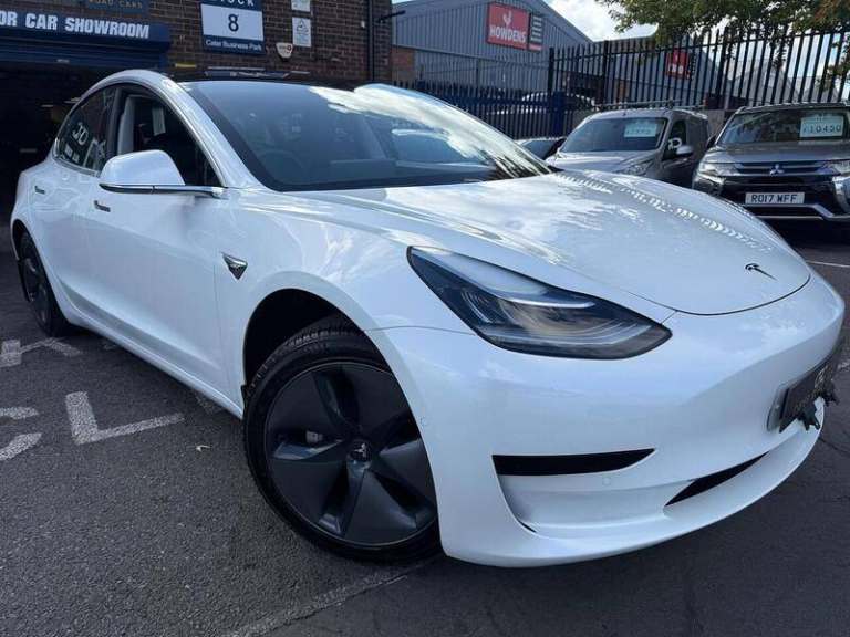 2020 Tesla Model 3 Standard Range Plus Saloon 4dr Electric Auto RWD (241 bhp) Saloon Electric Aut...