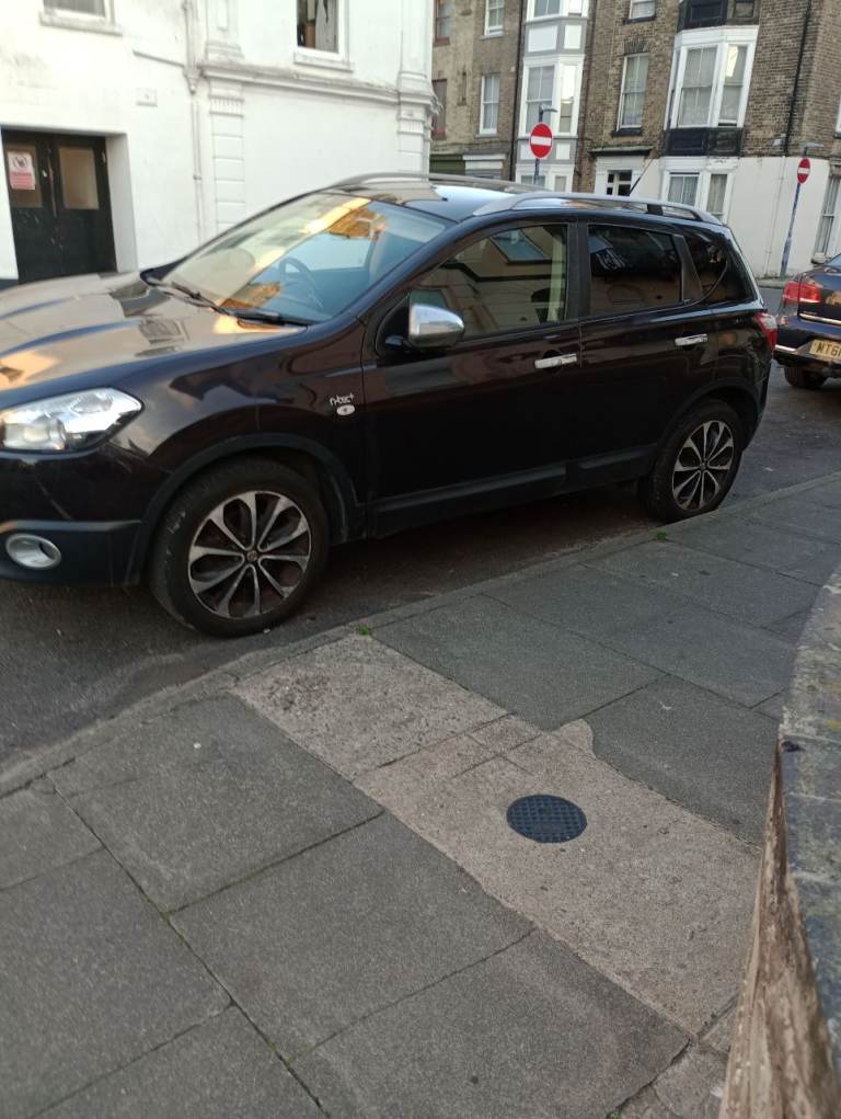 Nissan, QASHQAI, Hatchback, 2012, Manual, 1461 (cc), 5 doors