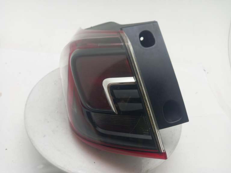 Vauxhall Crossland X Tail Light Rear Lamp N/S 2017-2021 5 Door Hatchback Lh