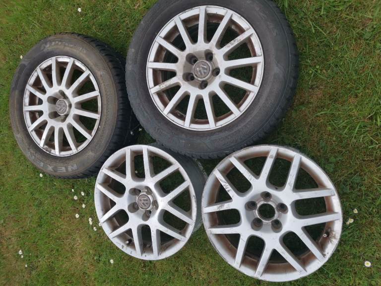Vw golf mk4 rims used 4 pieces