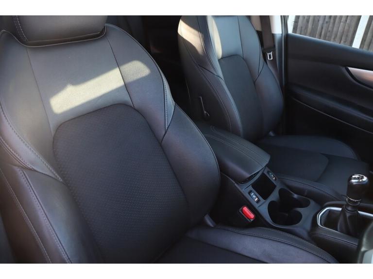 2019 Nissan Qashqai DIG-T Tekna SUV Petrol Manual