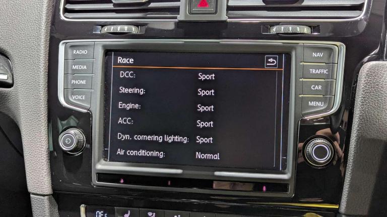 2015 Volkswagen Golf 2.0 TSI R 3dr DSG HATCHBACK PETROL Automatic