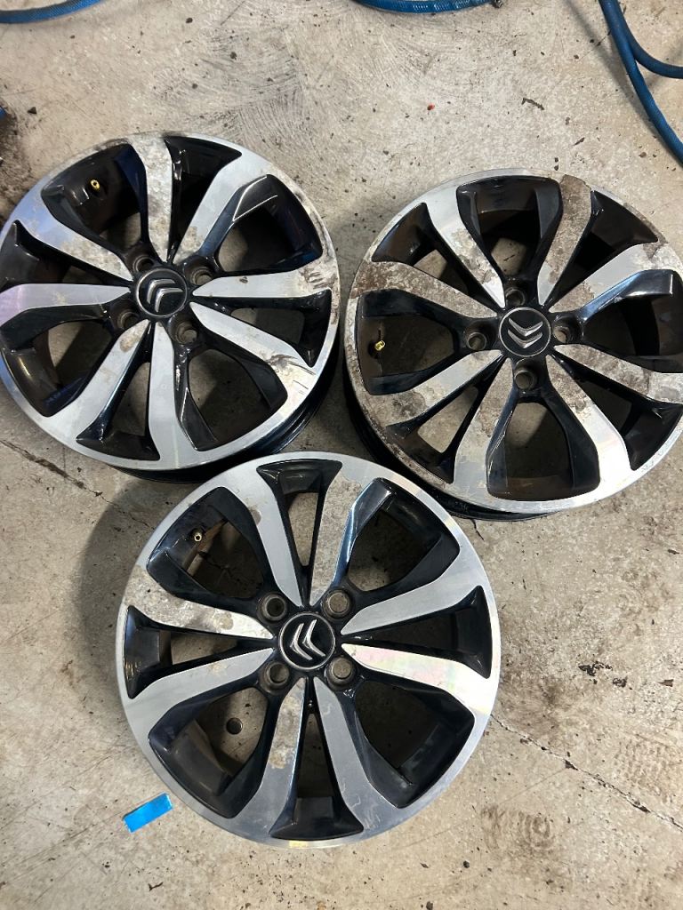 3 Citreon wheels 15 inch 