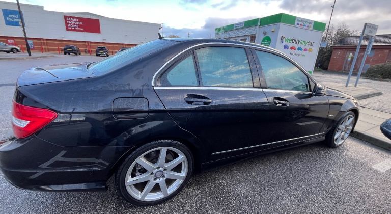 Mercedes-Benz C220 2012 Sport Automatic 