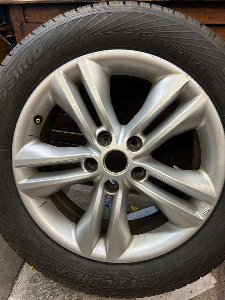 Nissan qashqai duke Xtrail 17 inch alloys and tyres x 5