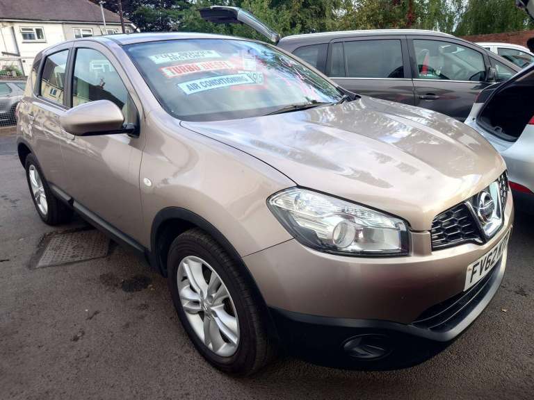 2012 Nissan Qashqai 1.5 dCi Acenta 2WD Euro 5 5dr HATCHBACK Diesel Manual