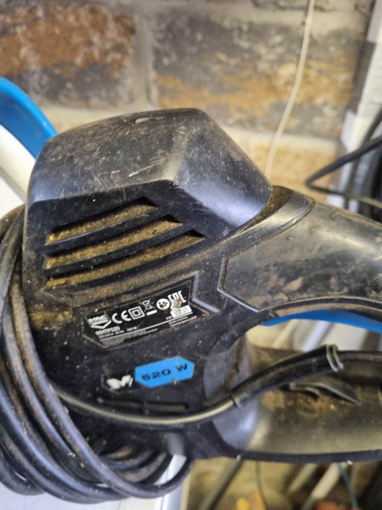 240v Electric Hedge Trimmer 