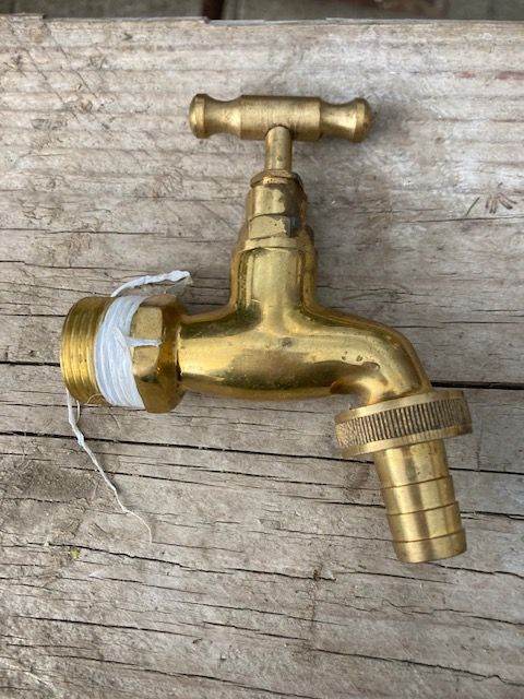 BRASS GARDEN TAP  3/4 thread new unused  only £5