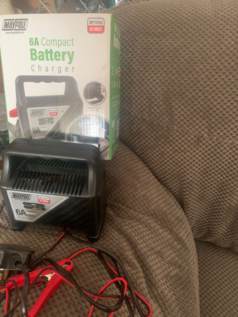Car Battery Charger Maypole 12V