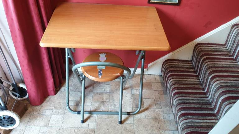 Free childrens folding desk and chair 