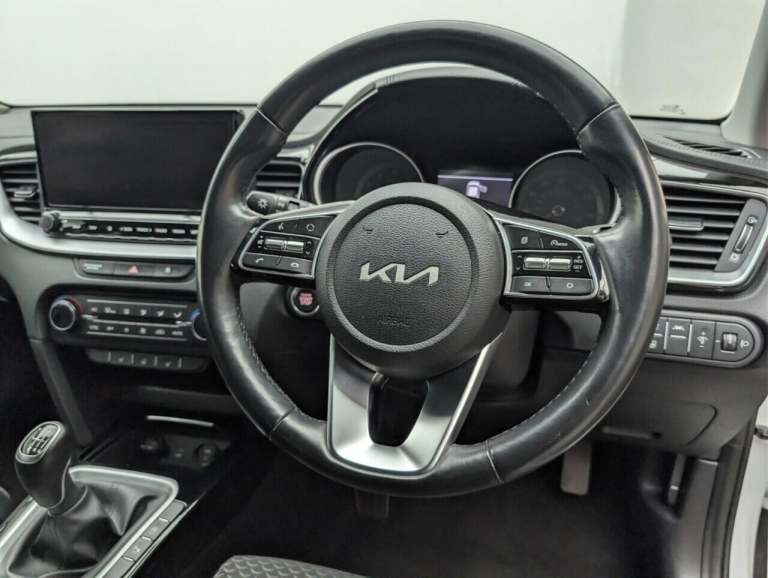 2022 Kia XCeed 1.5 T-GDi 3 SUV 5dr Petrol Manual Euro 6 (s/s) (158 bhp) - SAT NAV + PRIVAC HATCHB...