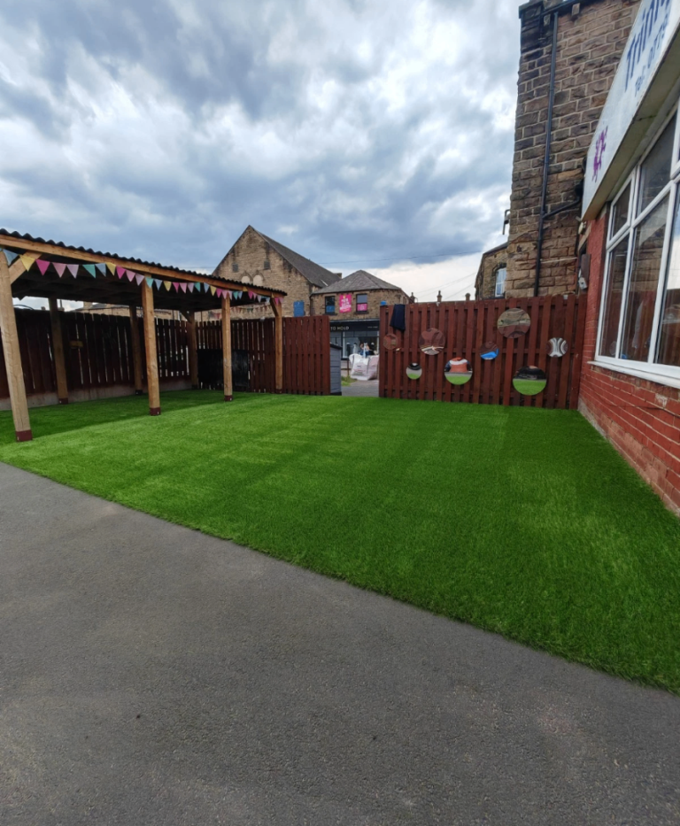Multiple Size Artificial Grass for Outdoor Garden Patio