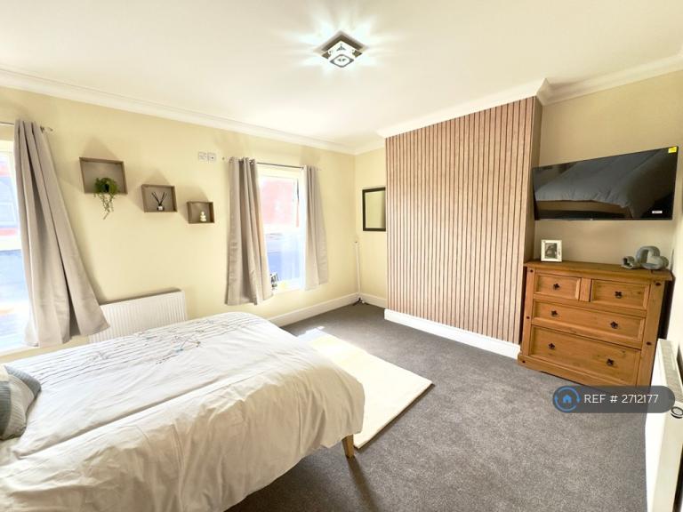 1 bedroom in Stamford Street, Ilkeston, DE7 (#2712177)