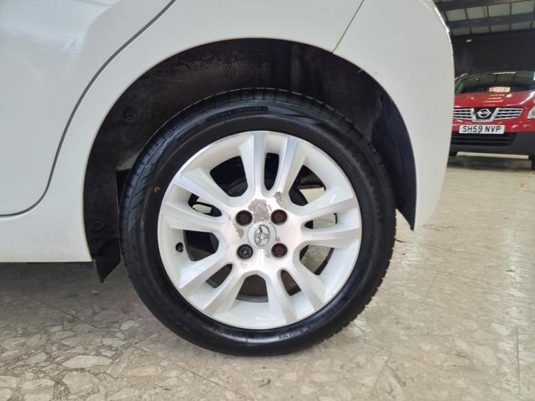 2016 Toyota AYGO 1.0 VVT-i X-Pure 5dr HATCHBACK Petrol Manual