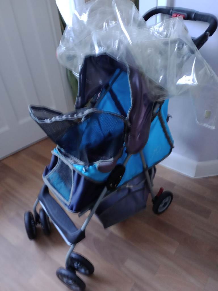 Pet transporter/ pushchair/ stroller