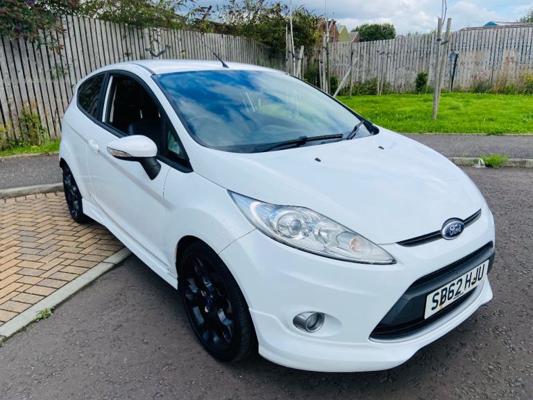 Ford, FIESTA, Hatchback, 2012, Manual, 1596 (cc), 3 doors