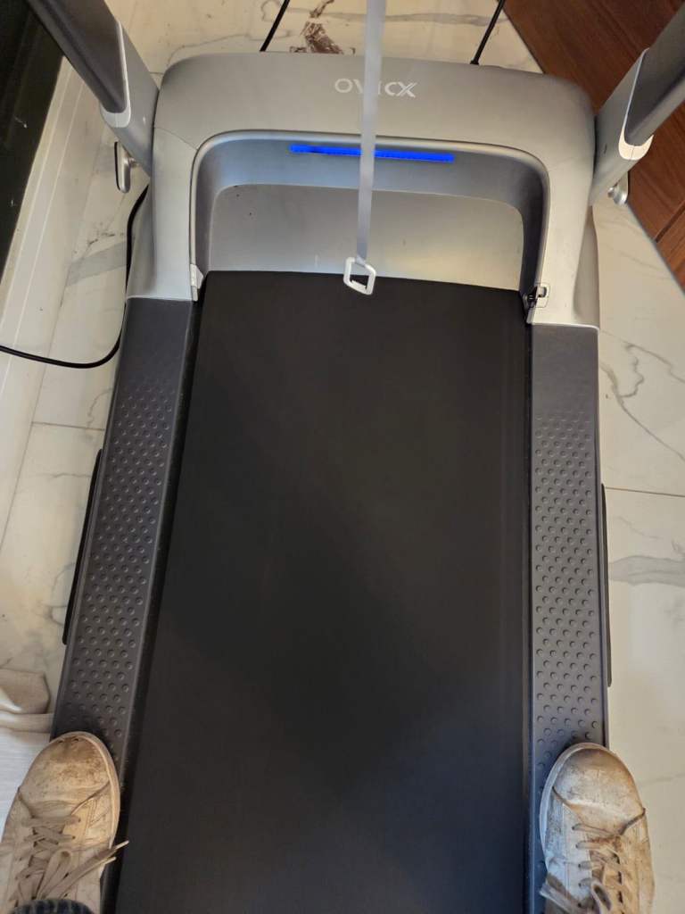 Running machine 