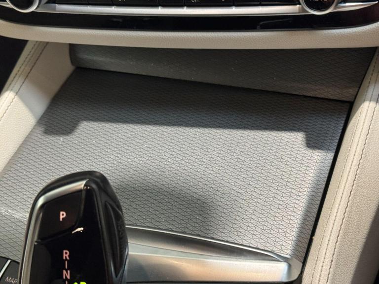  BMW 5 Series 3.0 530d M Sport Touring 5dr Diesel Auto xDrive Euro 6 (s/s) (265 ps) Diesel Automatic