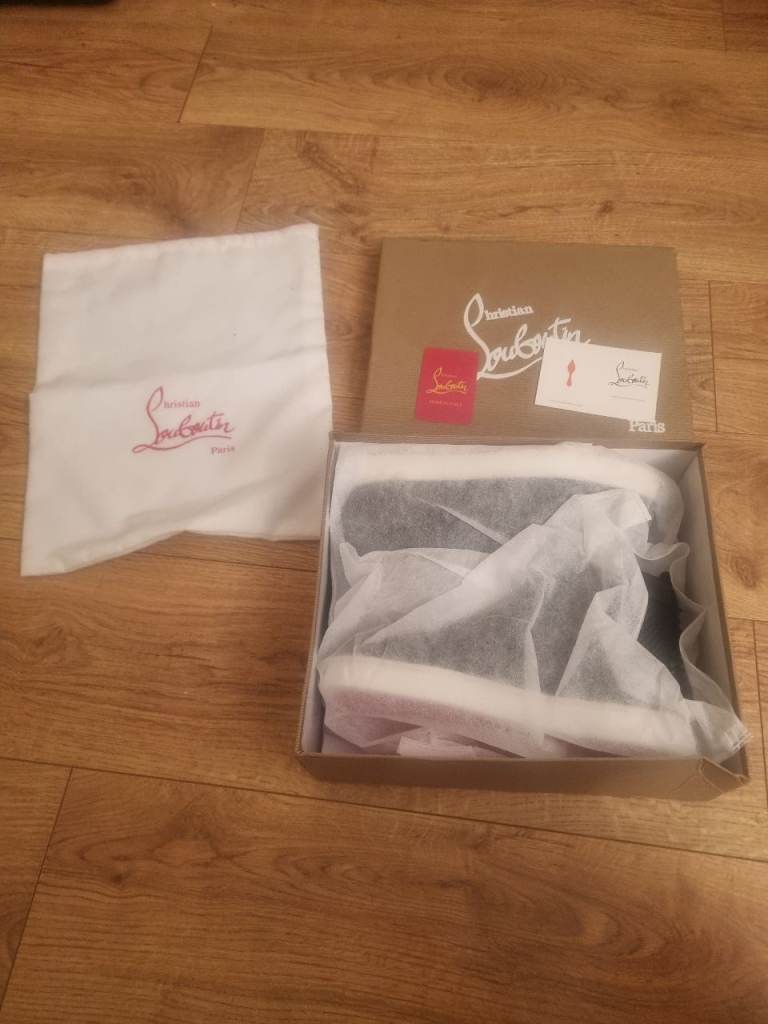 Christian Louboutin size 5