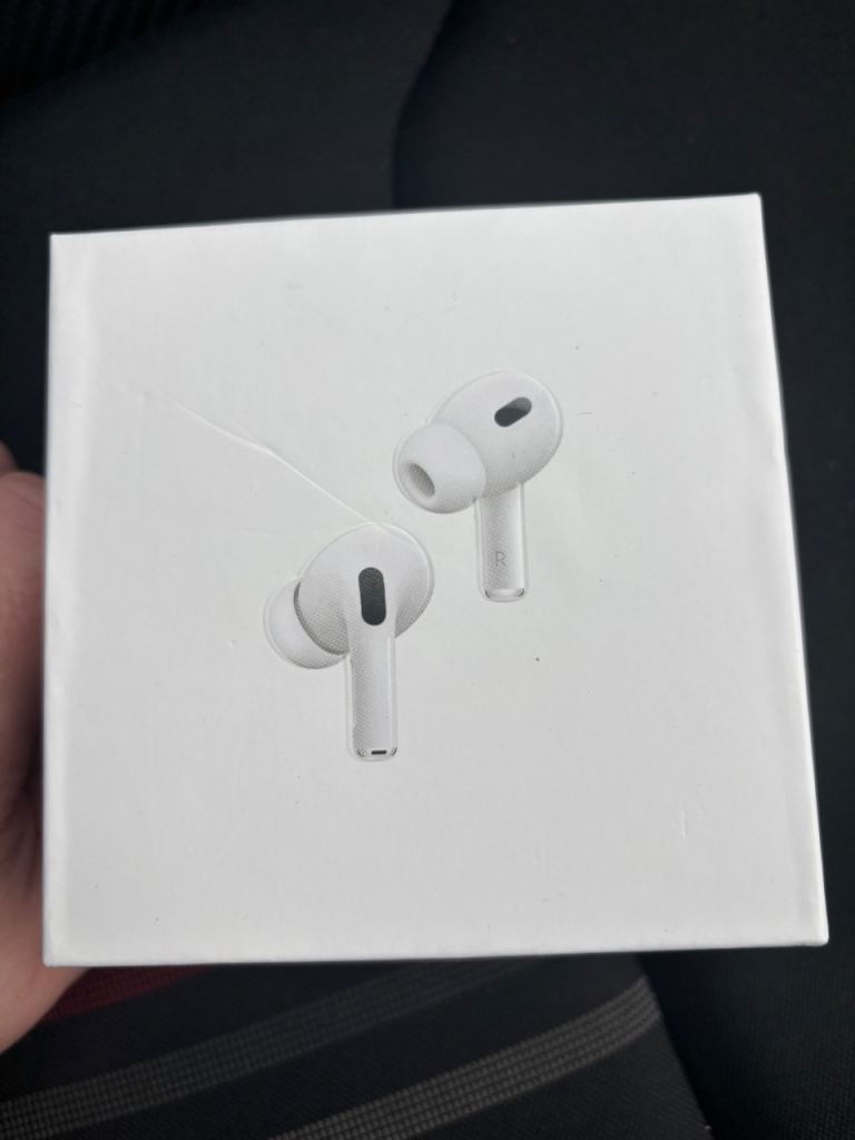 APPLE AIRPODS 2ND GENERATION 