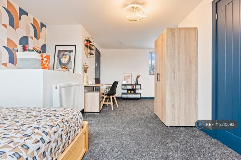 1 bedroom in Windsor Street, Rugby, CV21 (#2710892)