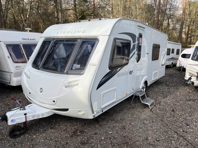 STERLING ECCLES RUBY - 4 BERTH - FIXED BED - END WASHROOM - MOVER - PRISTINE 