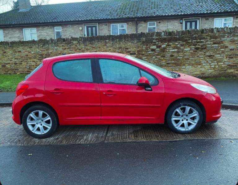 Peugeot, 207, Hatchback, 2008, Semi-Auto, 1598 (cc), 5 doors