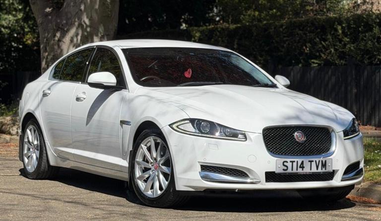 2014 Jaguar XF 3.0d V6 Premium Luxury Auto Euro 5 (s/s) 4dr SALOON Diesel Automatic