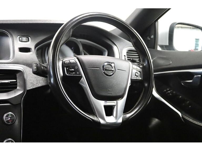 2017 Volvo V40 D4 R-Design Hatchback Diesel Manual