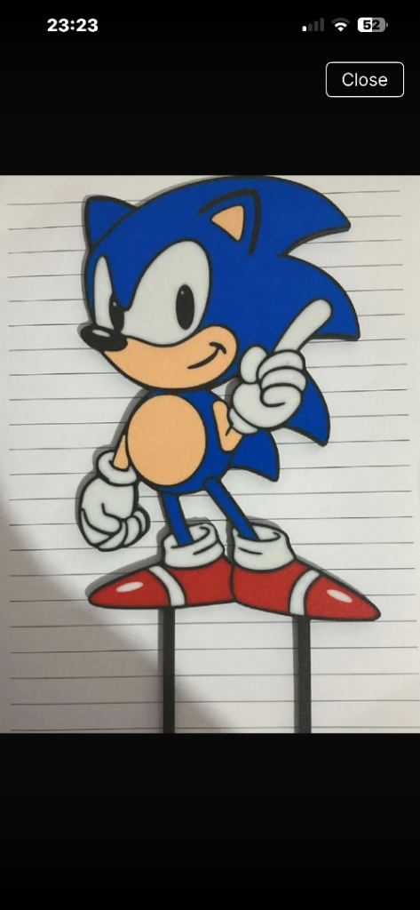 Brand New Sonic the Hedgehog Cake Topper - Perfect for Birthday Parties!