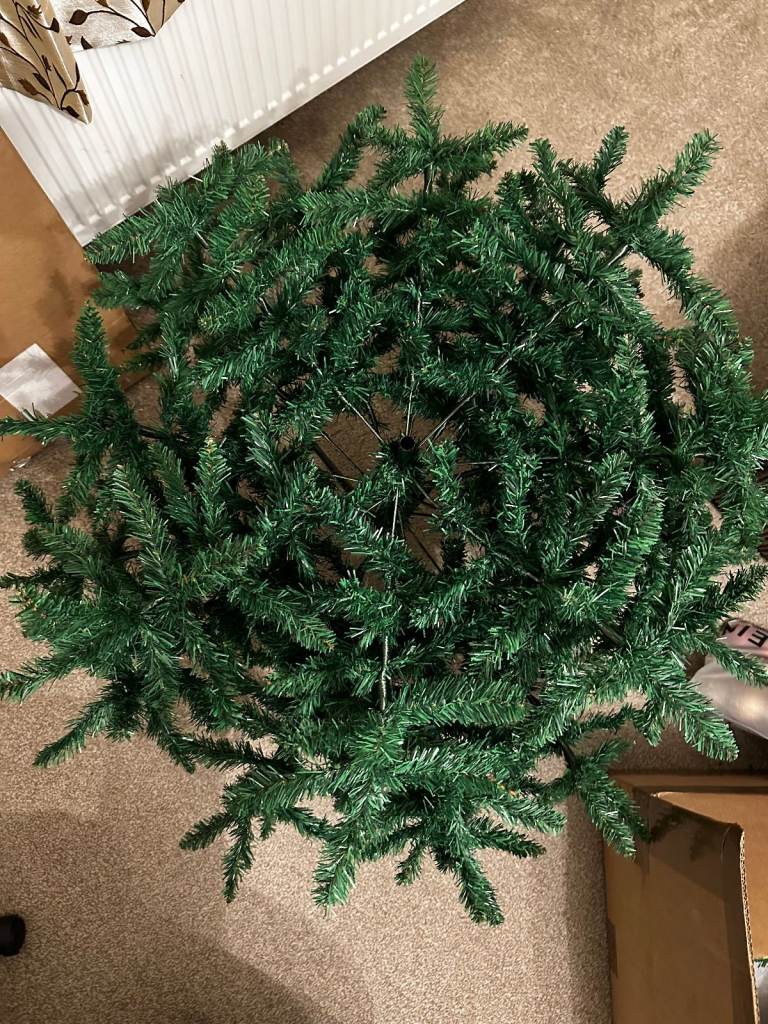 Luxury Green Spruce Artificial Christmas Tree - 7ft