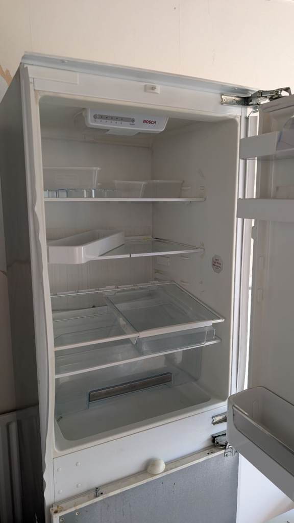 *FREE* Bosch Oven, Warming Drawer, Fridge Freezer, Washing Machine, Dishwasher
