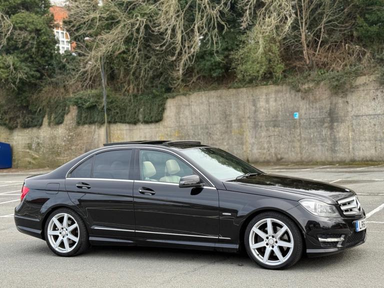 MERCEDES-BENZ C350 AMG SPORT 3.0 V6 CDI DIESEL AUTO 5DR SALOON 2011 [61] BLACK